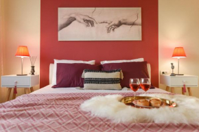 FLAMINGO. Colorful 1 BR Apartment